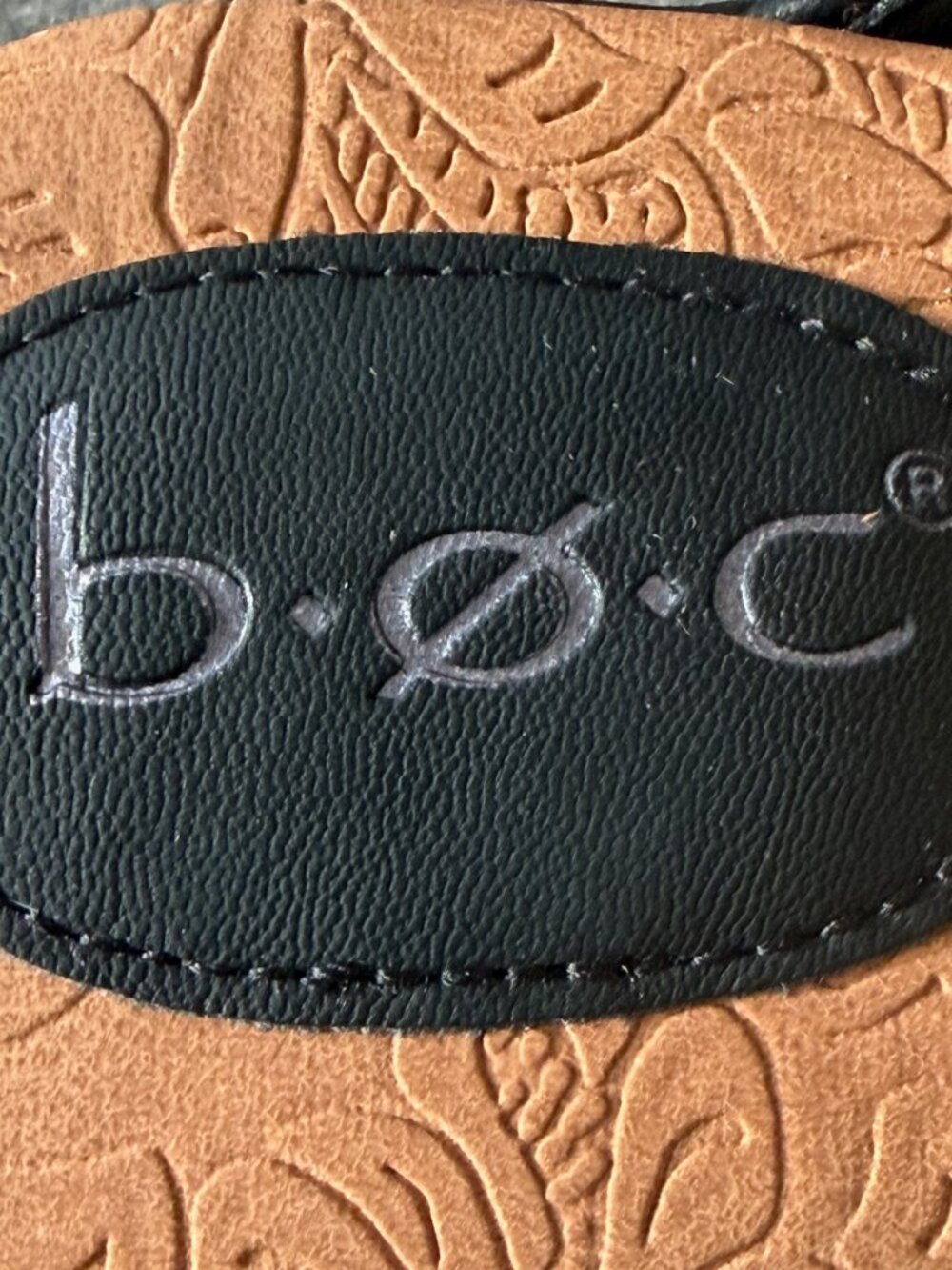 b.o.c. Born Concept Cadore Black Thong Sandals - Size 7M - Picture 3 of 4